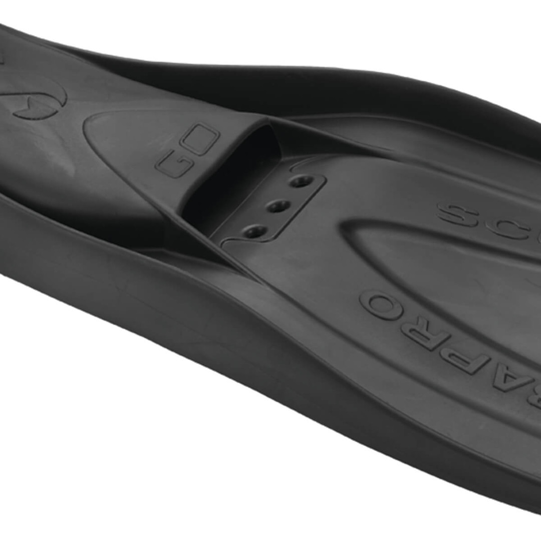 go travel fin black